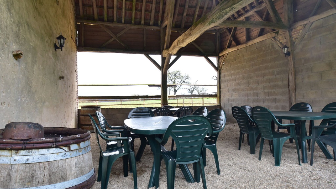 Photo of Outdoor in Sormery