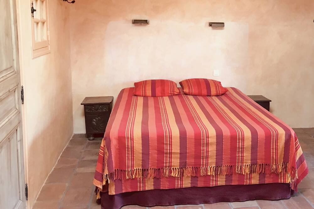 Photo of Bedroom in La Bruguiere