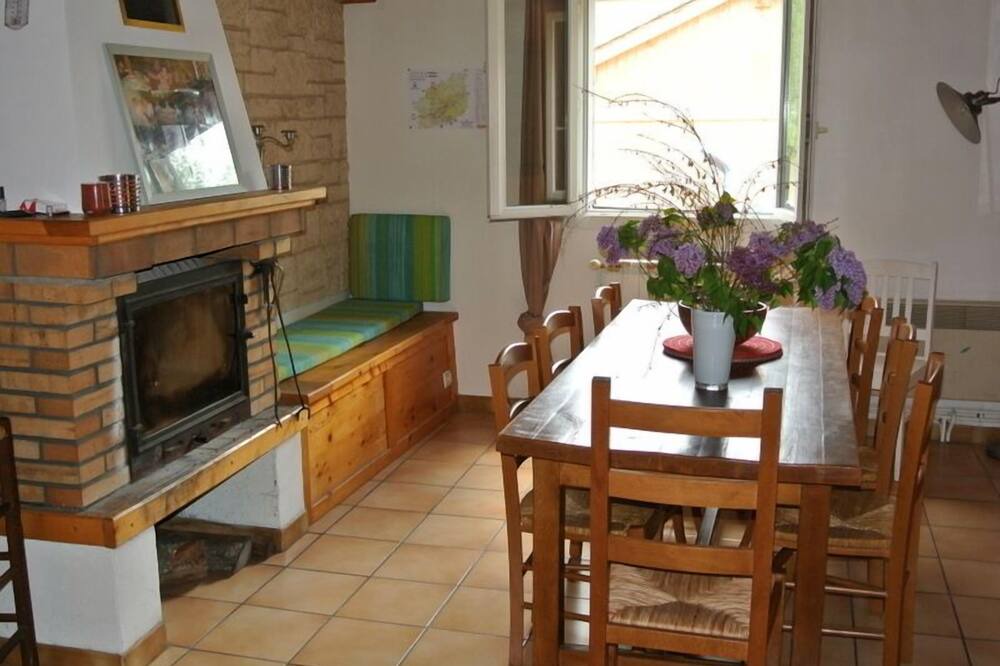 Photo of Kitchen in Escouloubre-les-bains