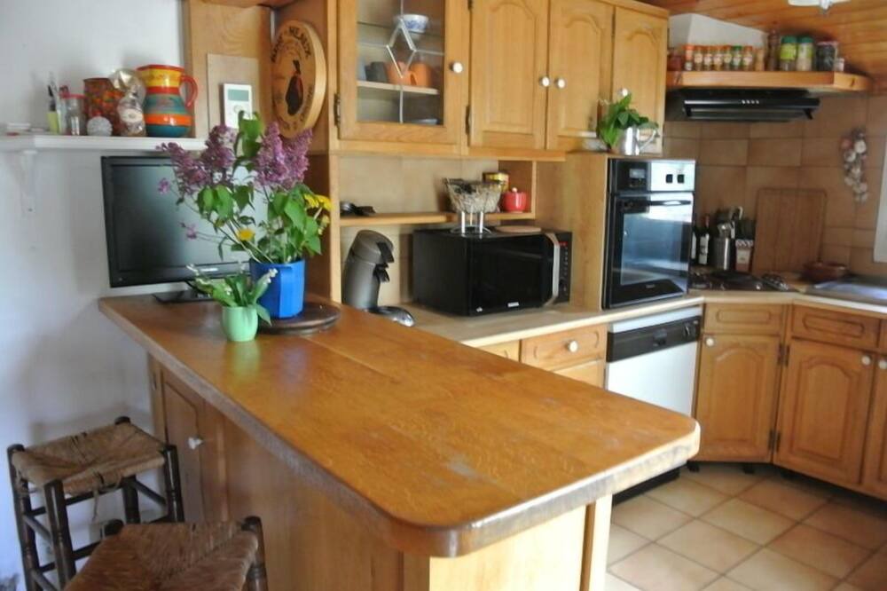Photo of Kitchen in Escouloubre-les-bains
