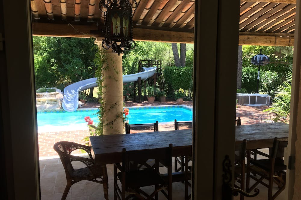 Photo of Outdoor in Le Val