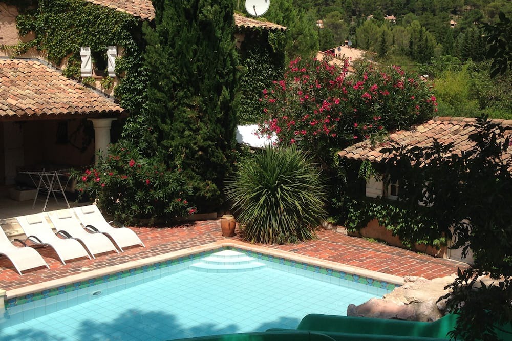 Photo of Outdoor in Le Val
