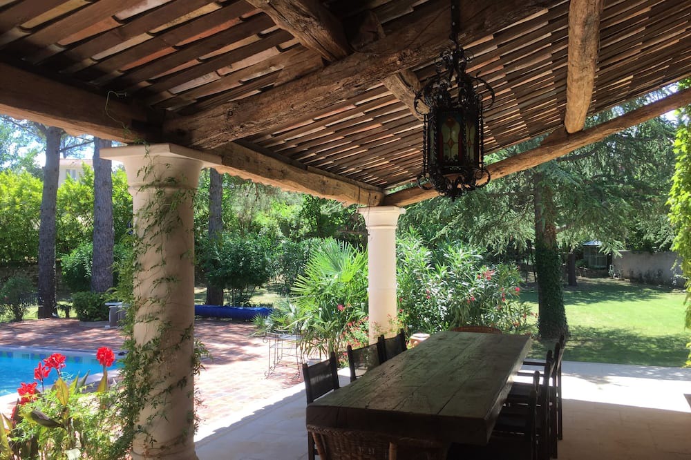 Photo of Patio Balcony in Le Val