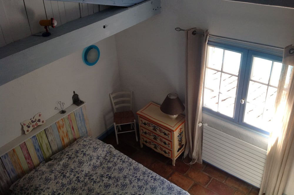 Photo of Bedroom in Le Val