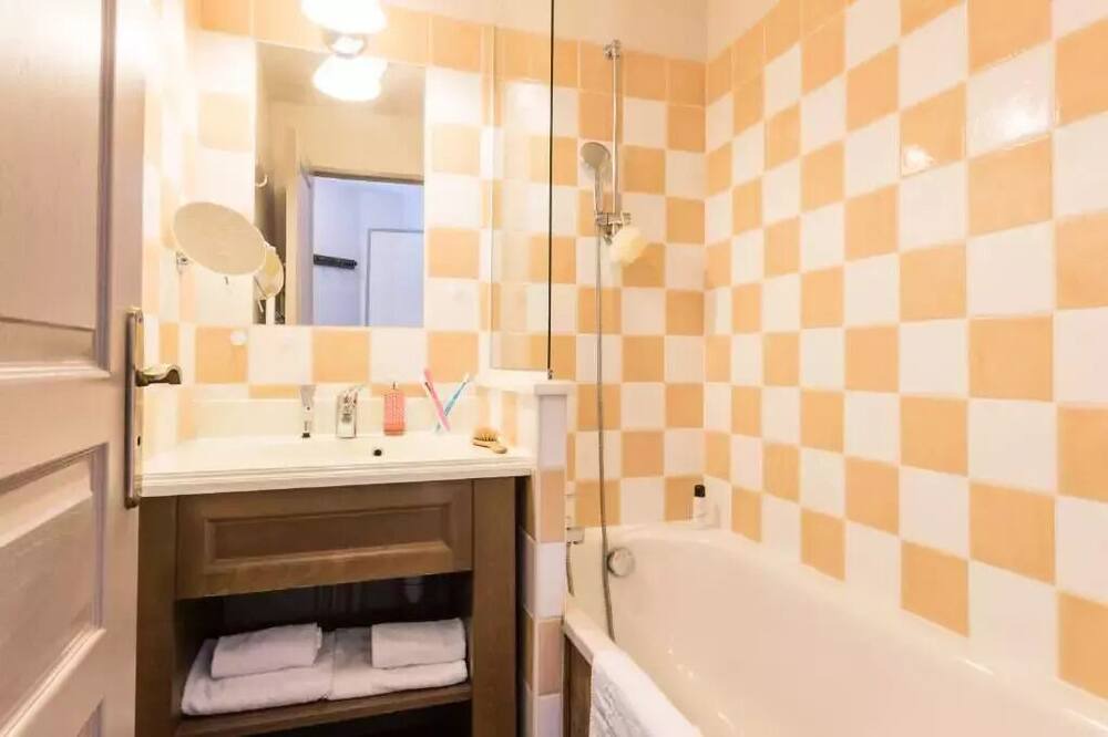 Photo of Bathroom in Les Claux