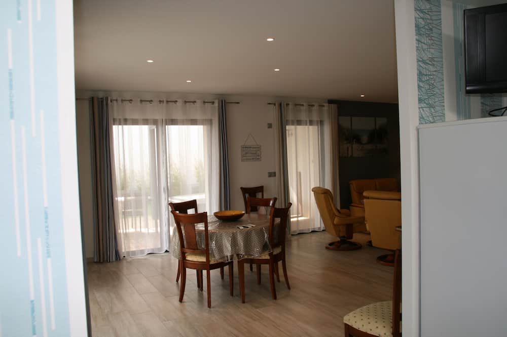 Photo of Kitchen in Ploubalay