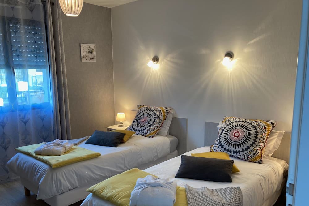 Photo of Bedroom in Ploubalay
