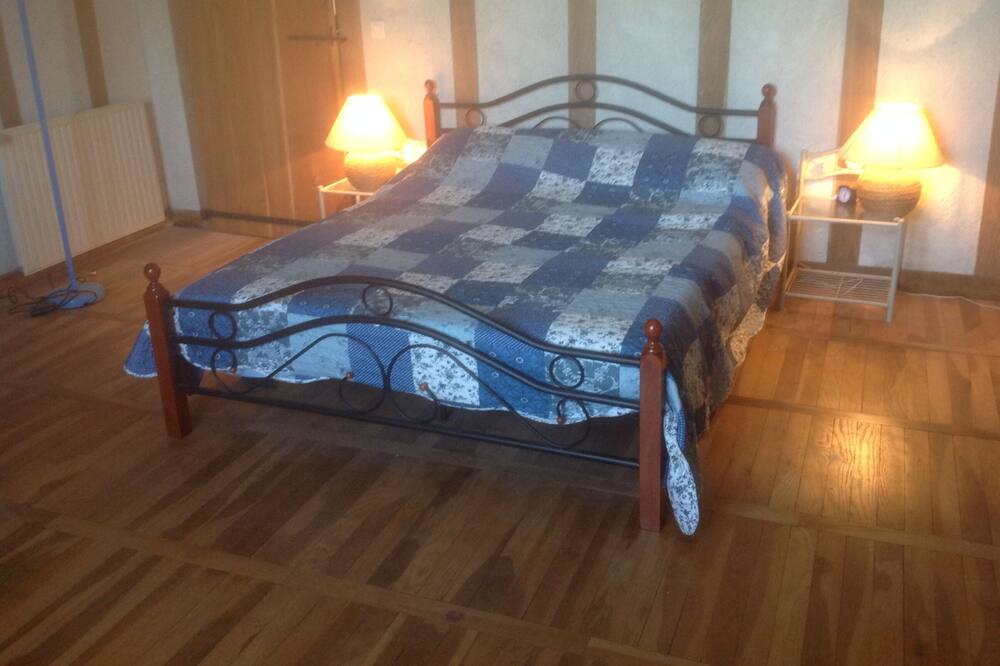 Photo of Bedroom in Sariac-Magnoac