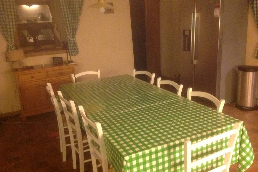 Photo of Kitchen in Sariac-Magnoac