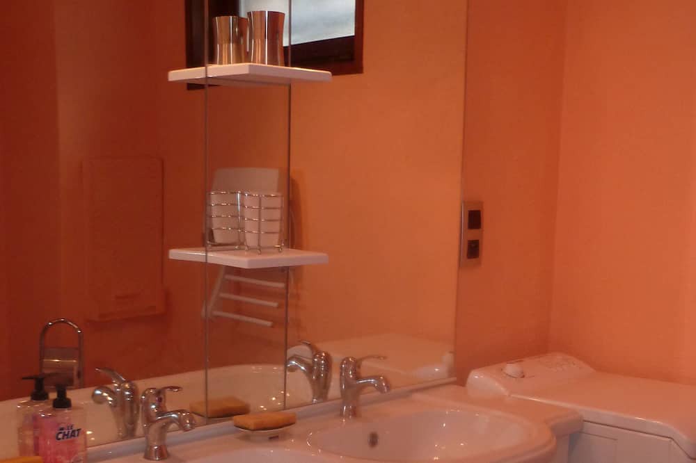 Photo of Bathroom in Barcelonnette