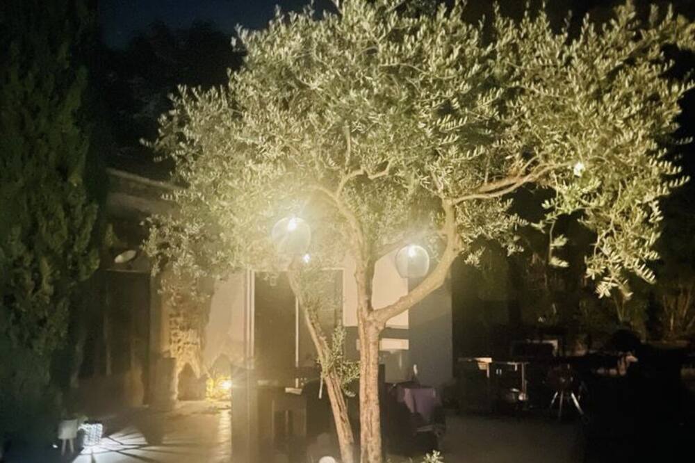 Photo of Outdoor in Aramon