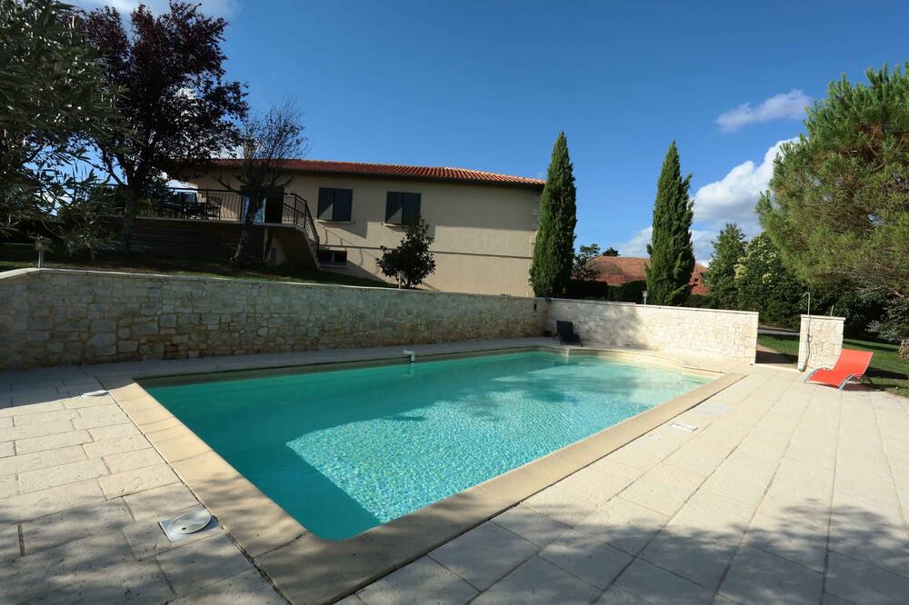 Photo of Outdoor in Ordan-Larroque