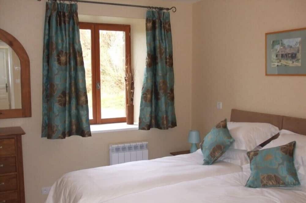 Photo of Bedroom in Plemet