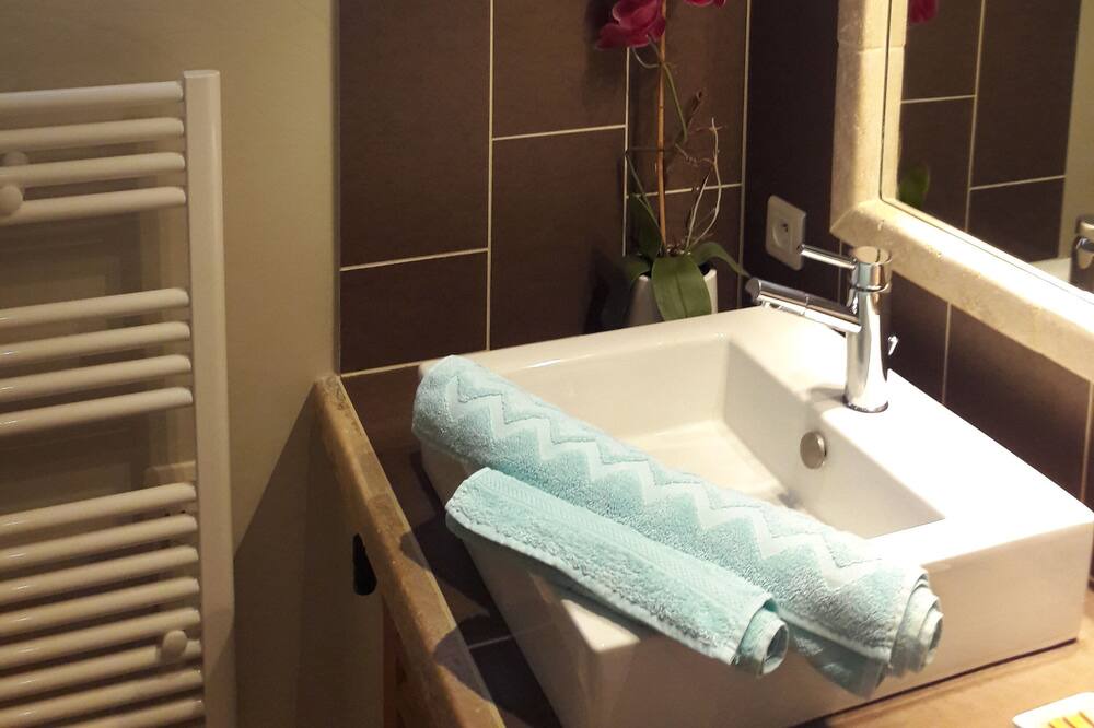 Photo of Bathroom in Bras-d'Asse