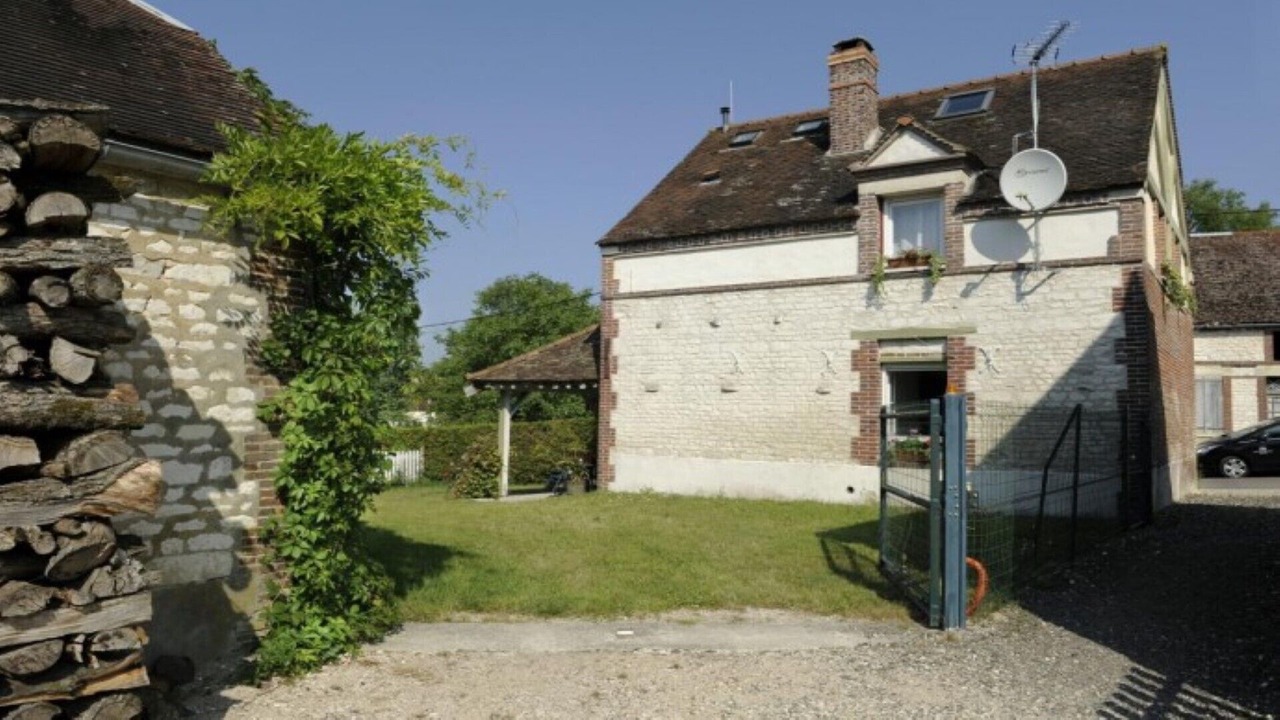 Photo of Outdoor in Eaux-Puiseaux