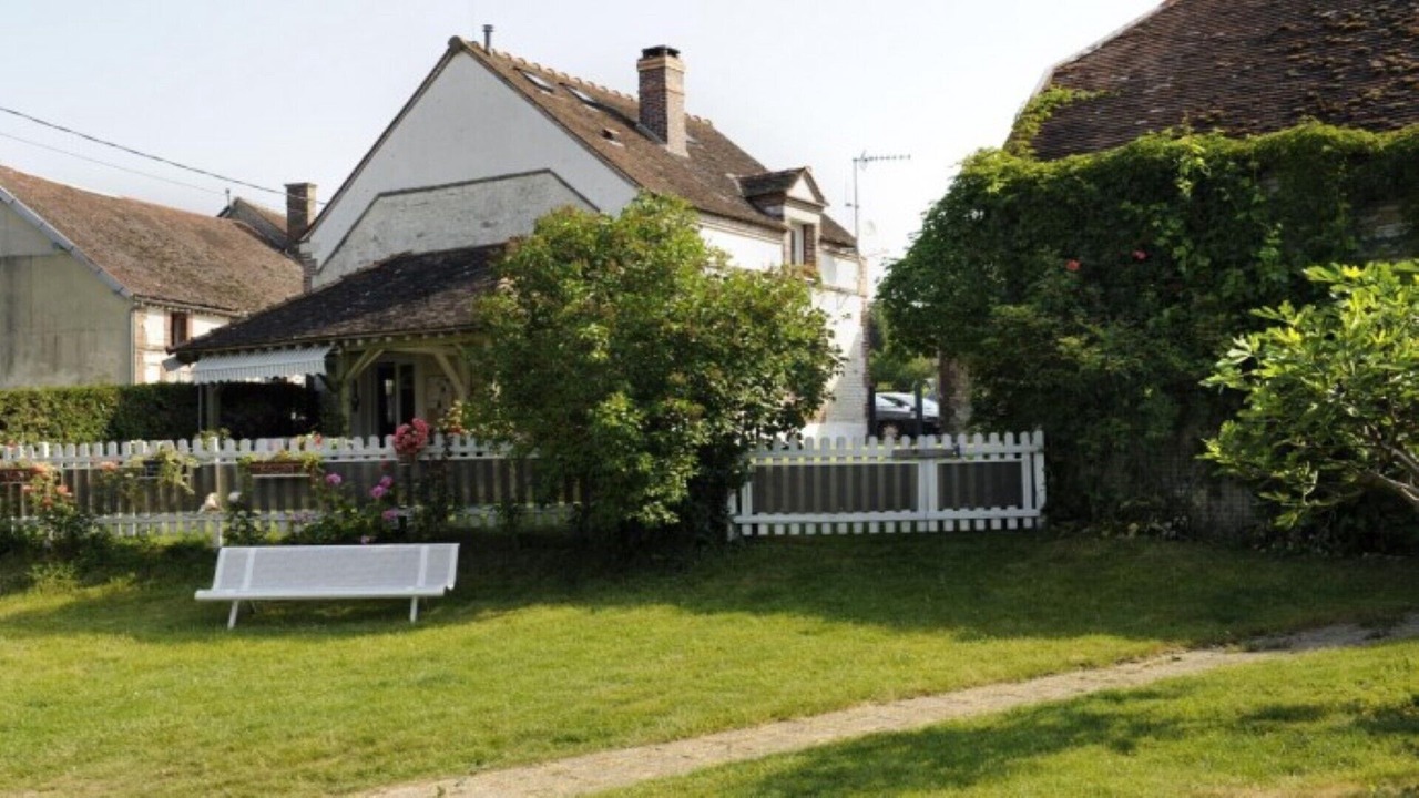 Photo of Outdoor in Eaux-Puiseaux