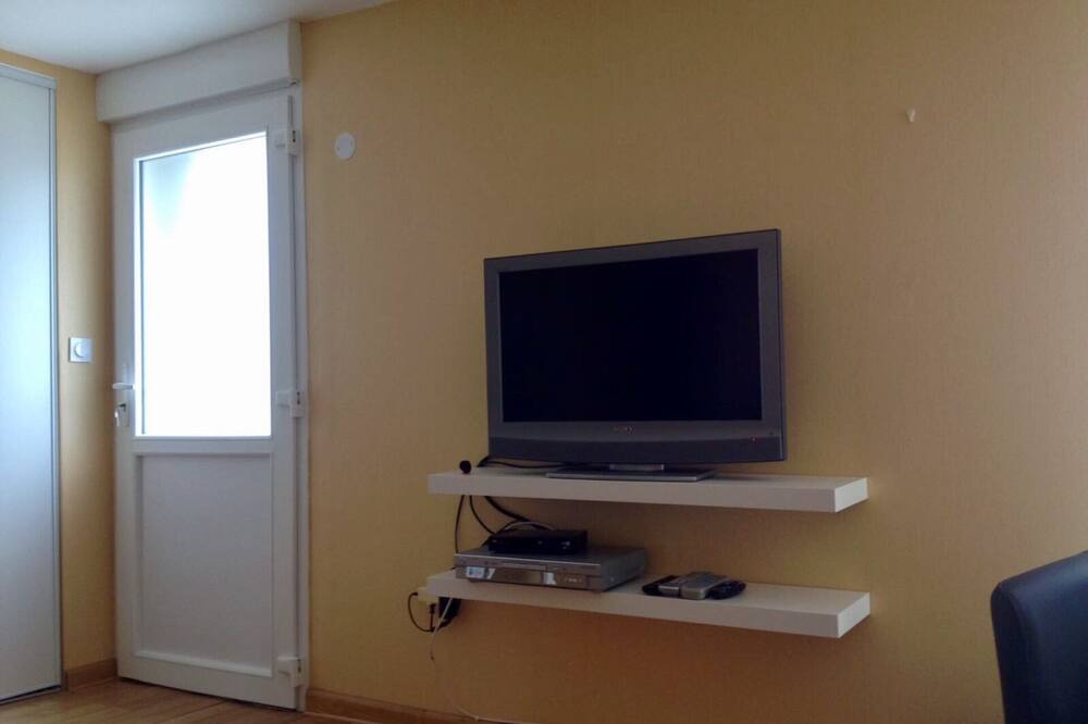 Photo of Bedroom in Momeres