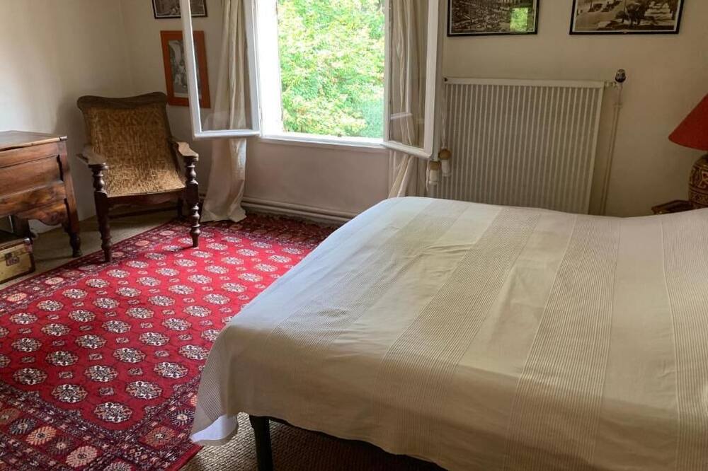 Photo of Bedroom in Collobrieres