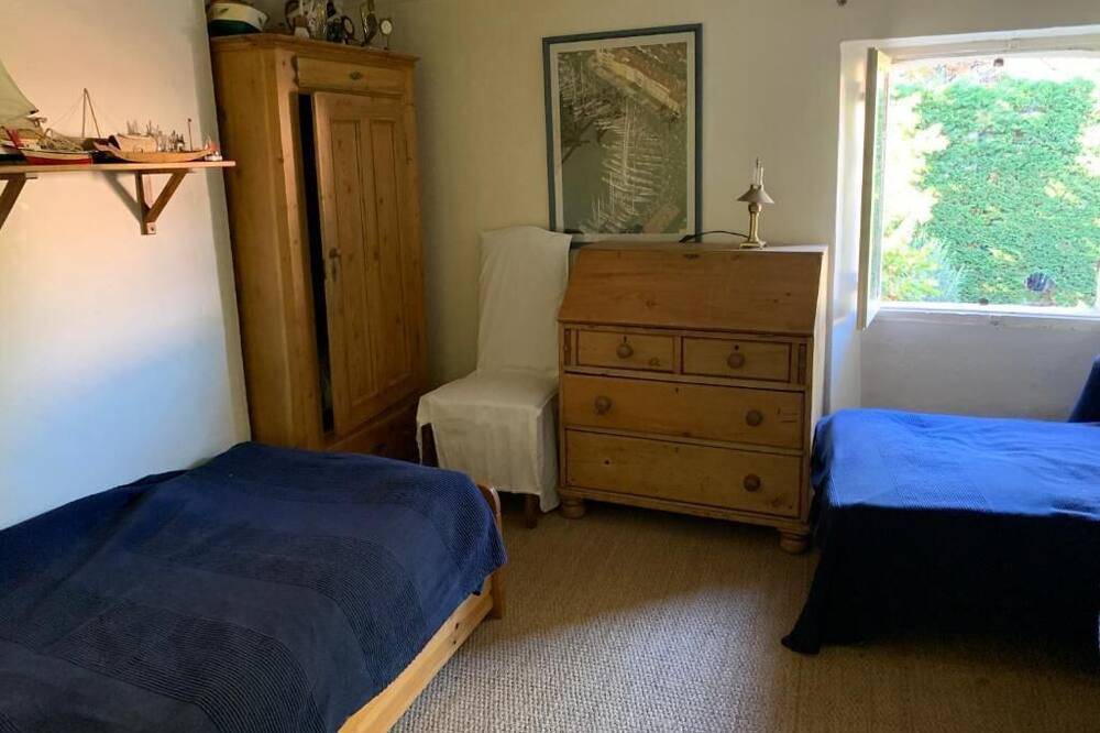 Photo of Bedroom in Collobrieres