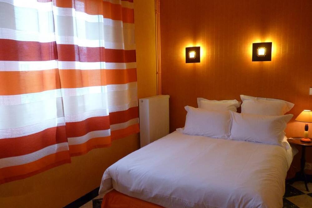 Photo of Bedroom in Vertus