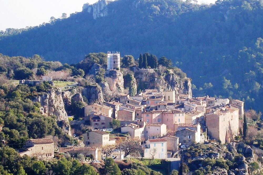 Photo of Outdoor in Chateaudouble