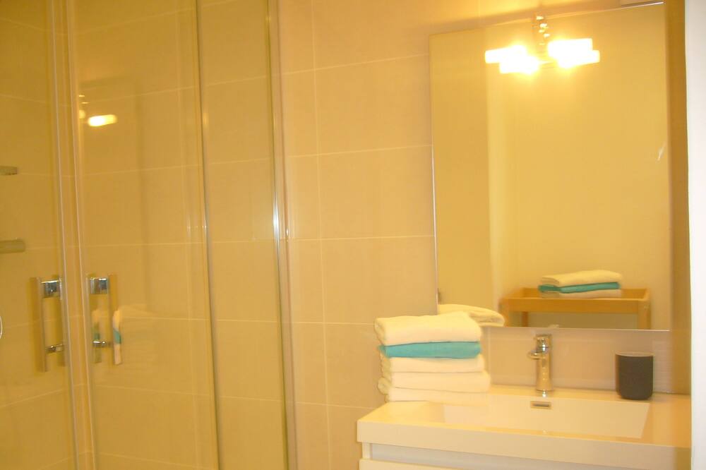 Photo of Bathroom in Bagneres-de-Luchon