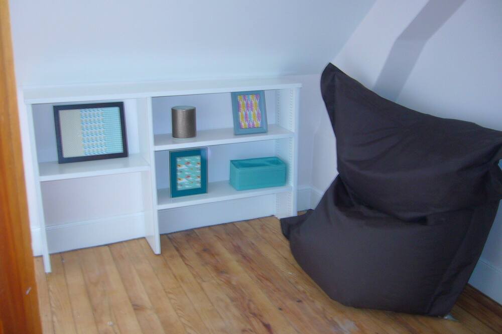 Photo of Bedroom in Bagneres-de-Luchon