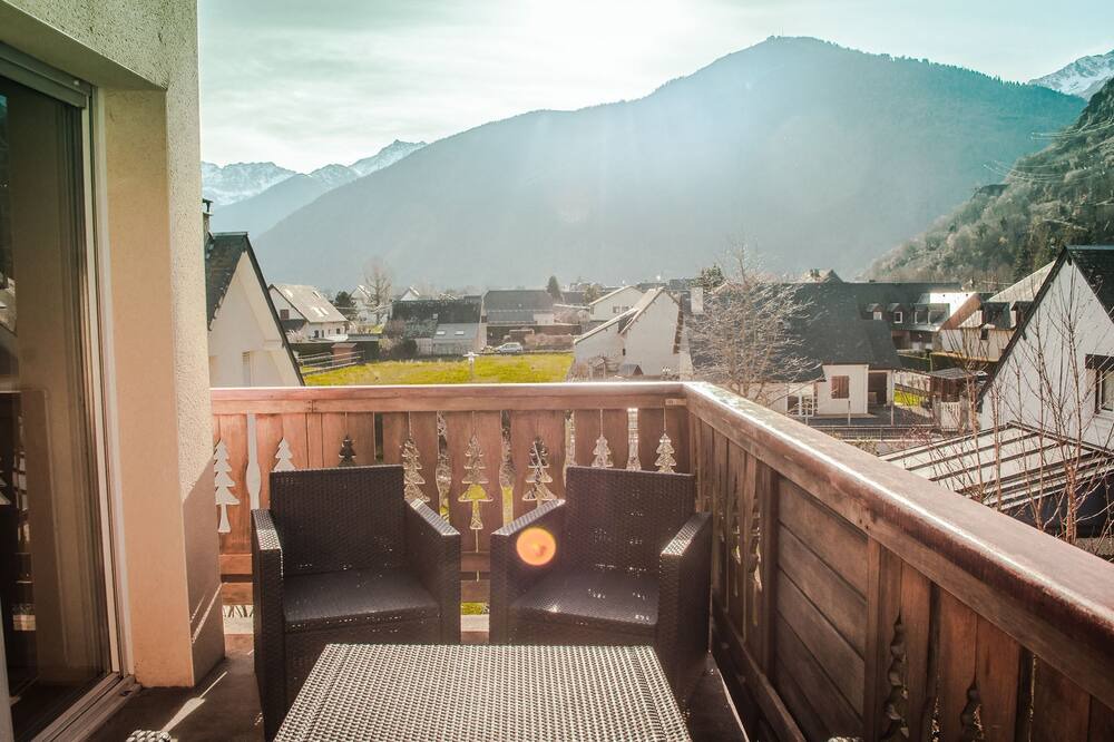Photo of Patio Balcony in Bagneres-de-Luchon
