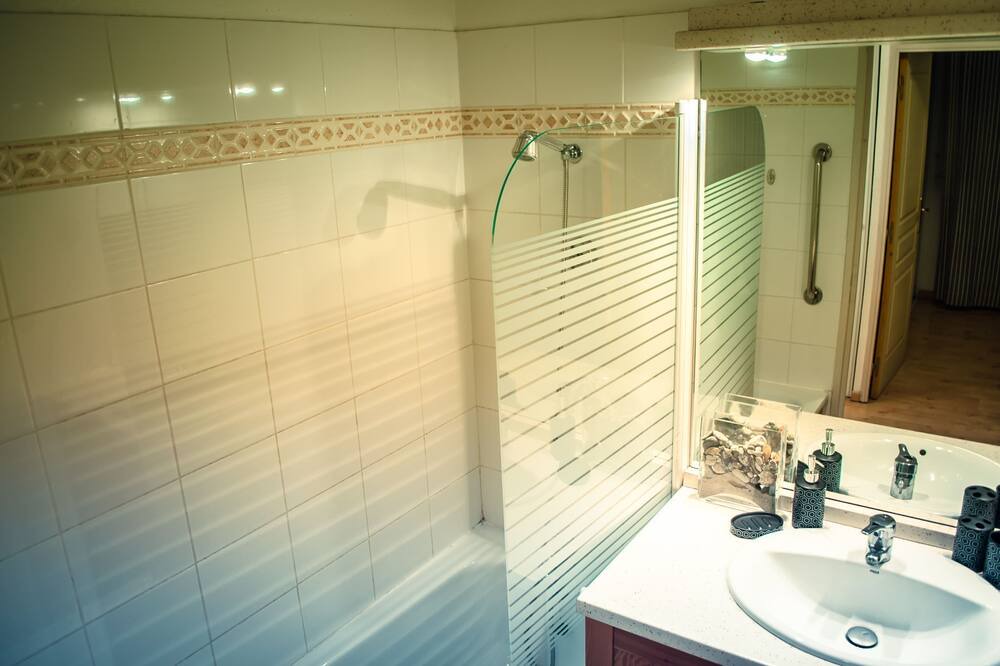 Photo of Bathroom in Bagneres-de-Luchon