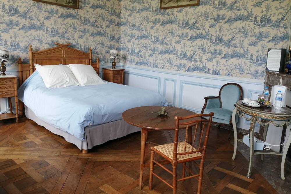Photo of Bedroom in Piney