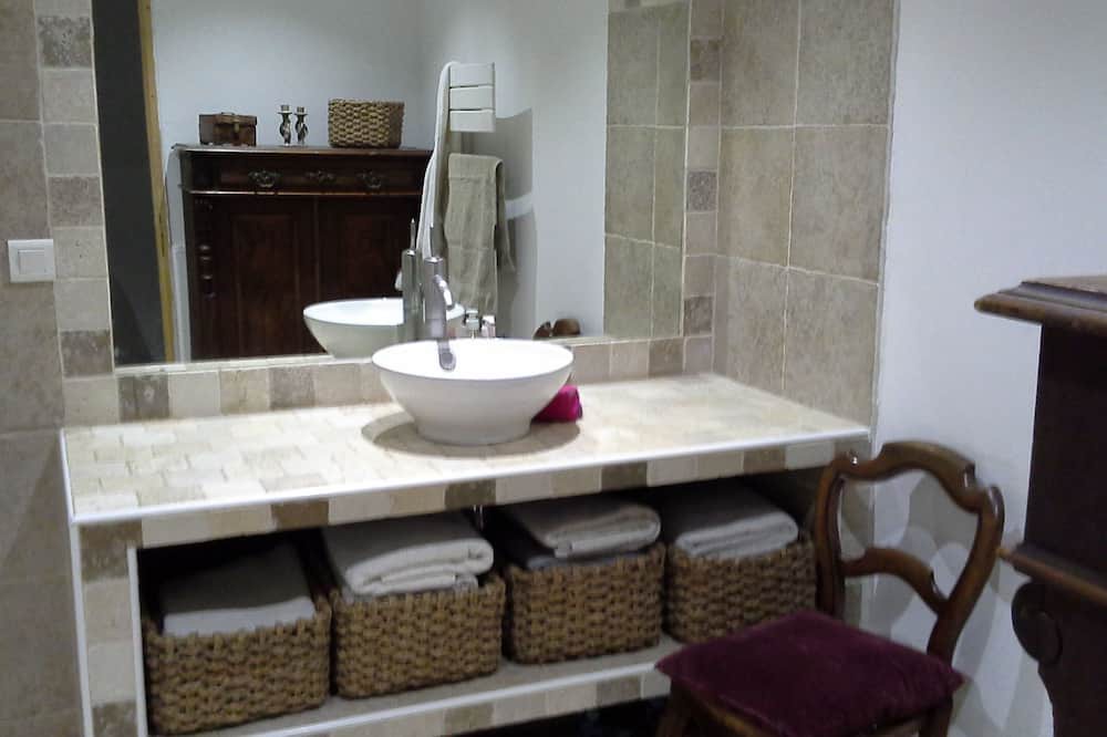 Photo of Bathroom in Figarella