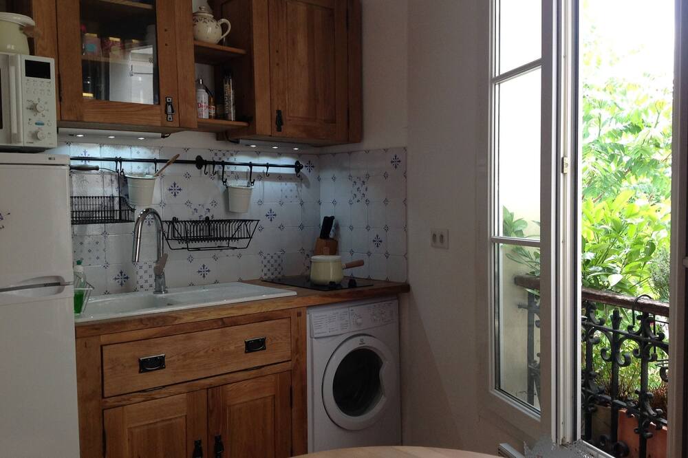 Photo of Kitchen in Notre-Dame-des-Champs
