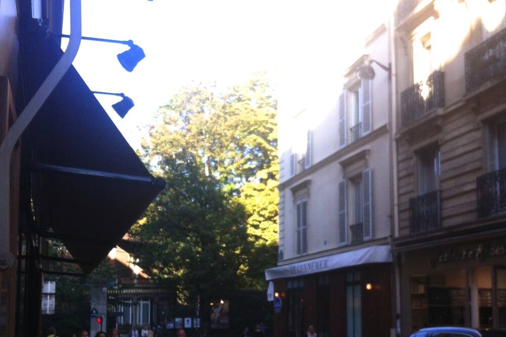 Photo of Outdoor in Notre-Dame-des-Champs
