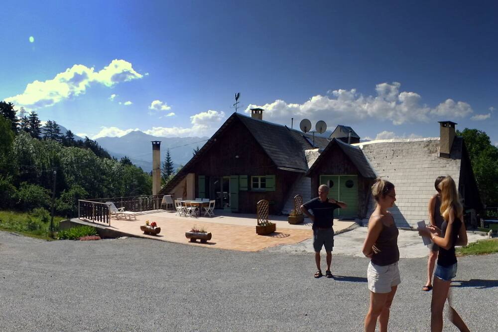 Photo of Others in Embrun