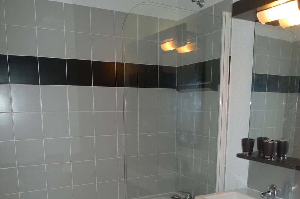 Photo of Bathroom in Allos
