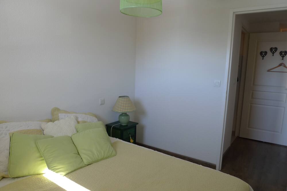 Photo of Bedroom in Allos