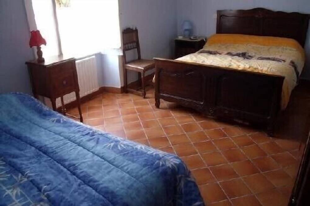 Photo of Bedroom in Saint-Cast-le-Guildo