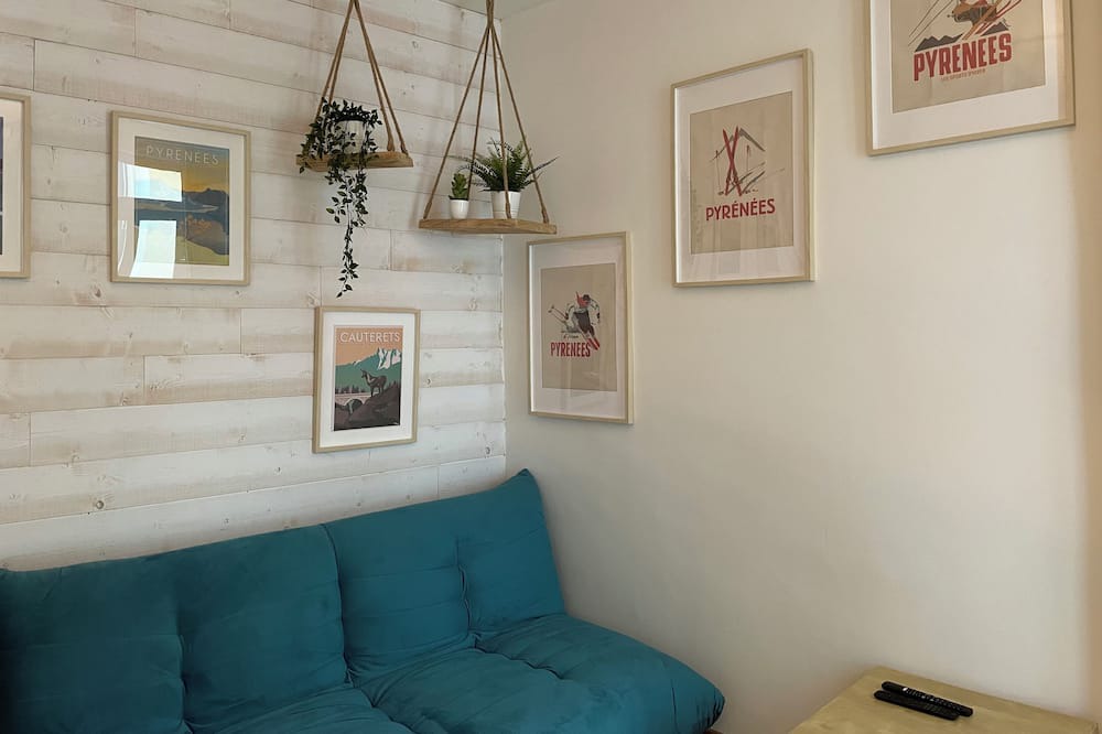Photo of Livingroom in Cauterets