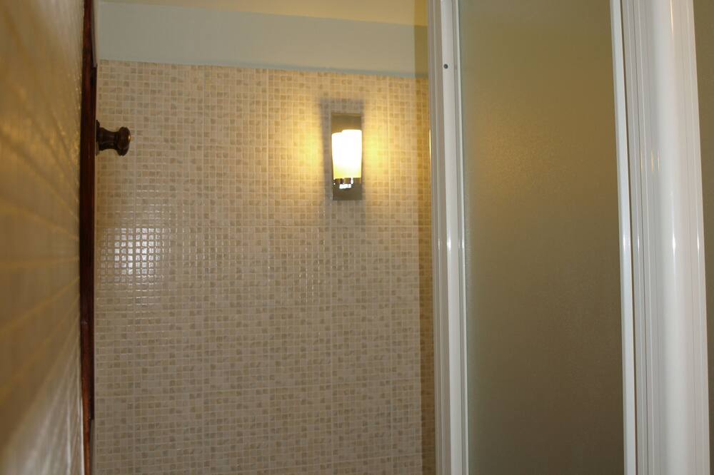 Photo of Bathroom in Belcaire