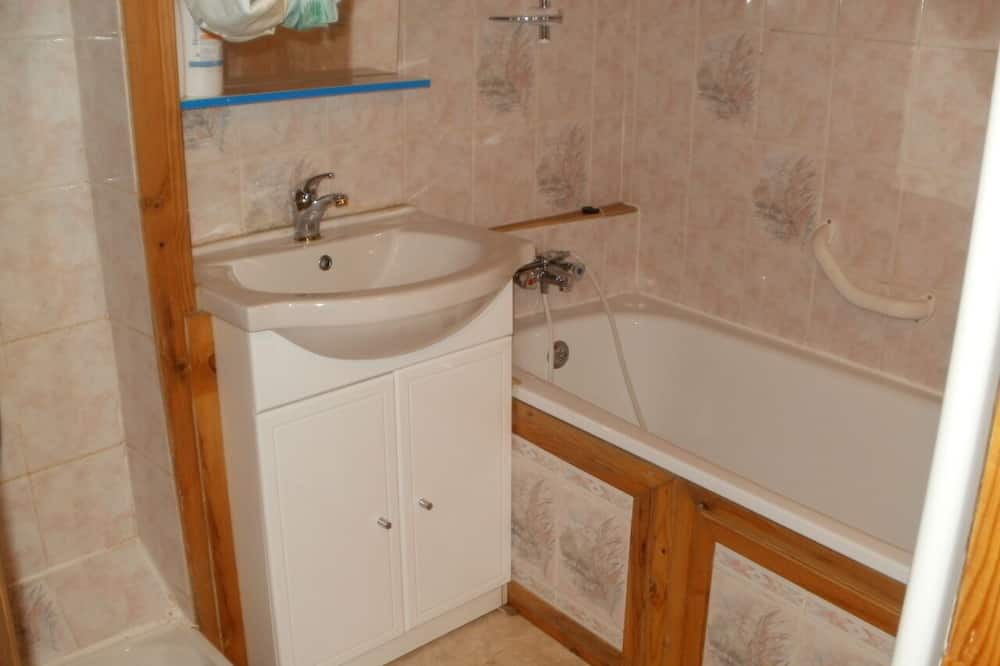 Photo of Bathroom in Beauvezer