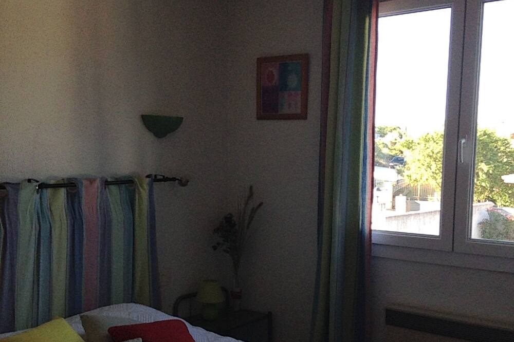 Photo of Bedroom in Ledenon