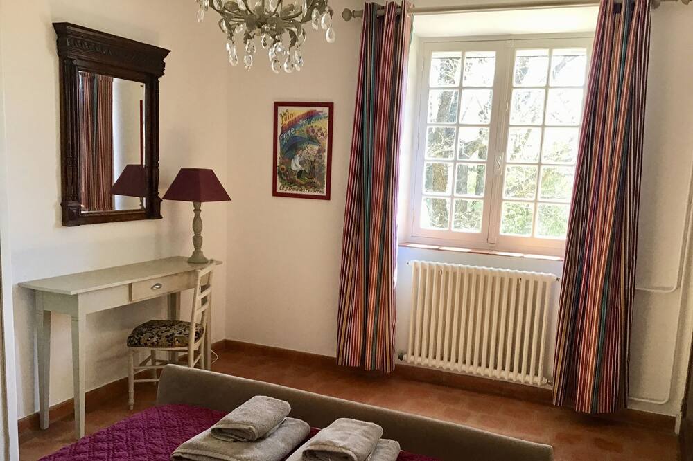 Photo of Bedroom in Bagnols-en-Foret