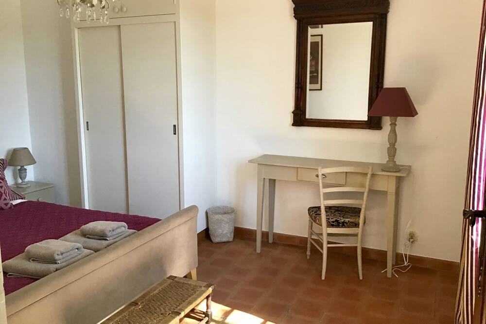 Photo of Bedroom in Bagnols-en-Foret