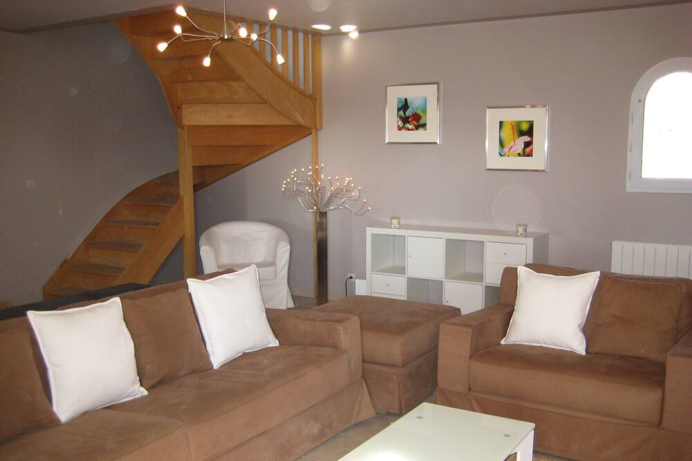 Photo of Livingroom in Vers-Pont-du-Gard