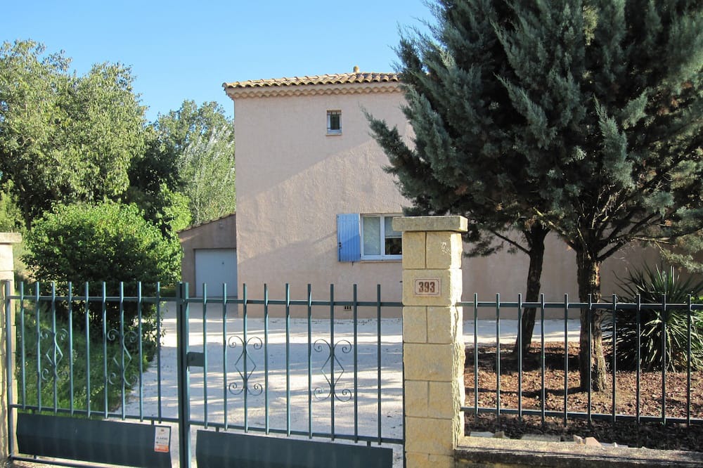 Photo of Outdoor in Vers-Pont-du-Gard