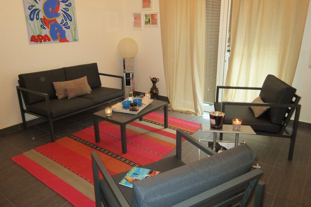 Photo of Livingroom in Eyliac