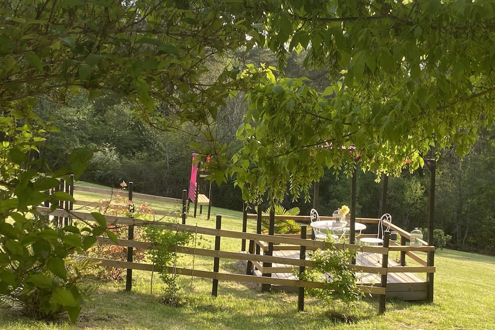 Photo of Outdoor in Eyliac