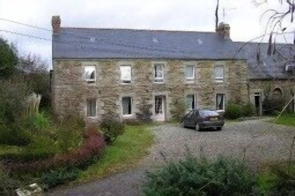 Photo of Outdoor in Saint-Mayeux