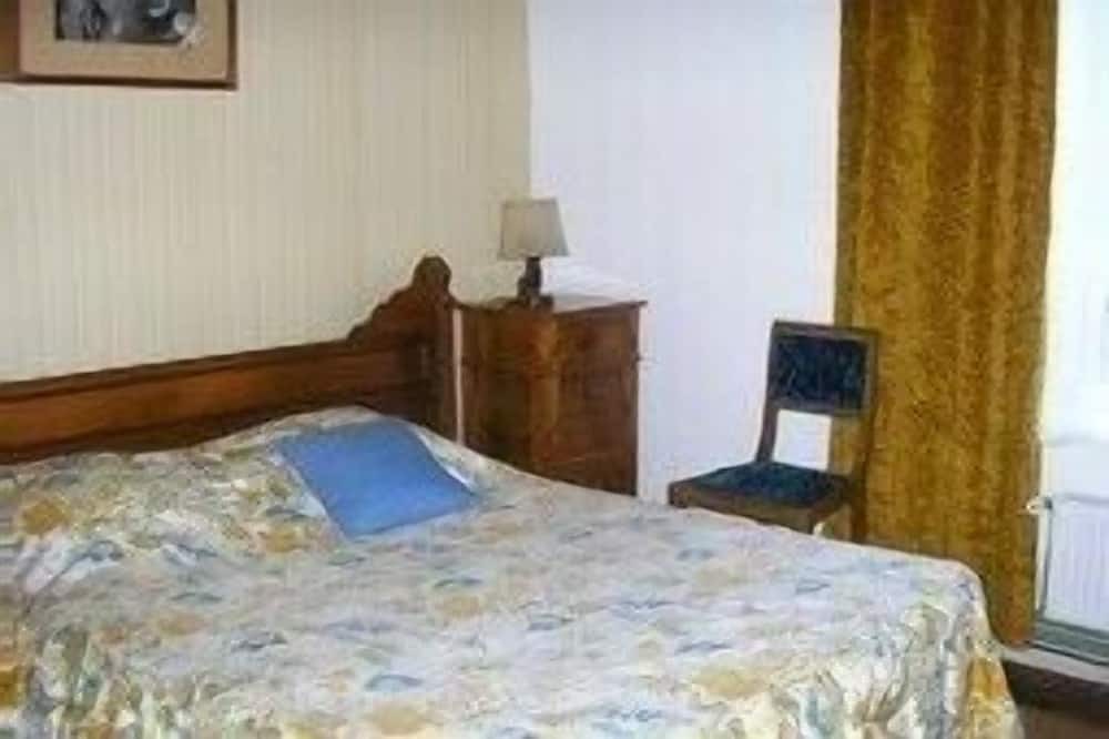 Photo of Bedroom in Saint-Mayeux