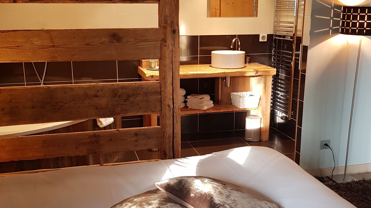 Photo of Bathroom in Talloires-Montmin